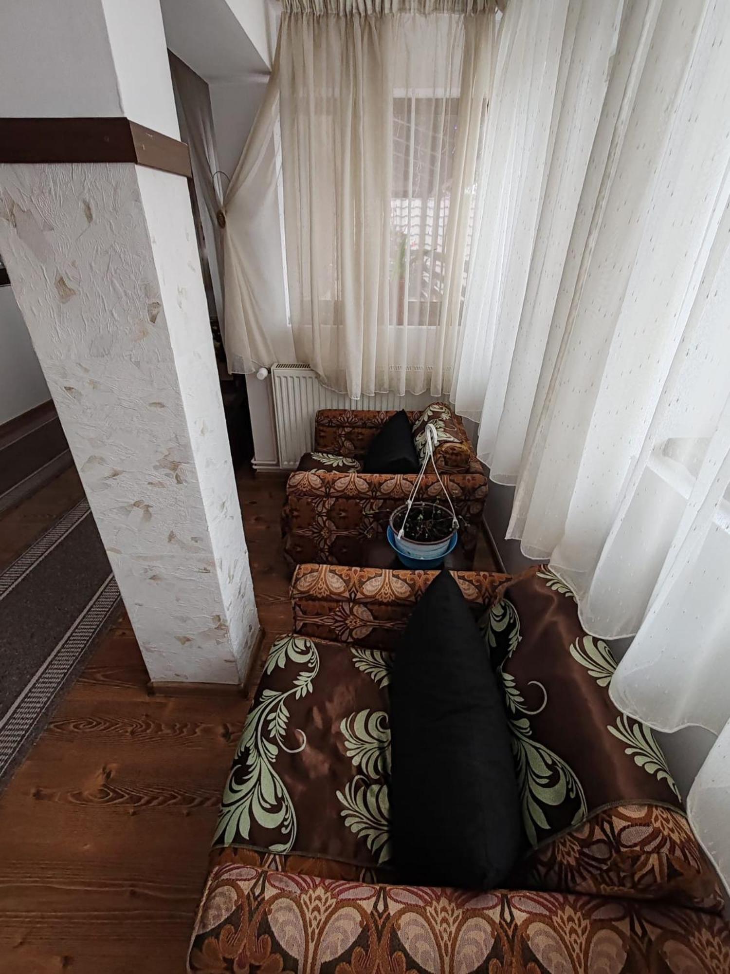 فندق Casa Alex Topliţa المظهر الخارجي الصورة
